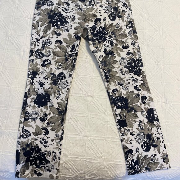 Tristan Floral Pull-On Pants - Picture 9 of 9